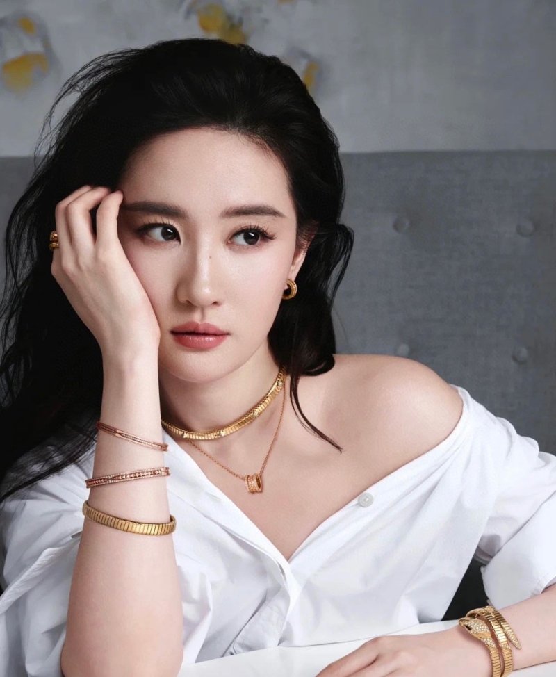 Bv1g*ai bracelets